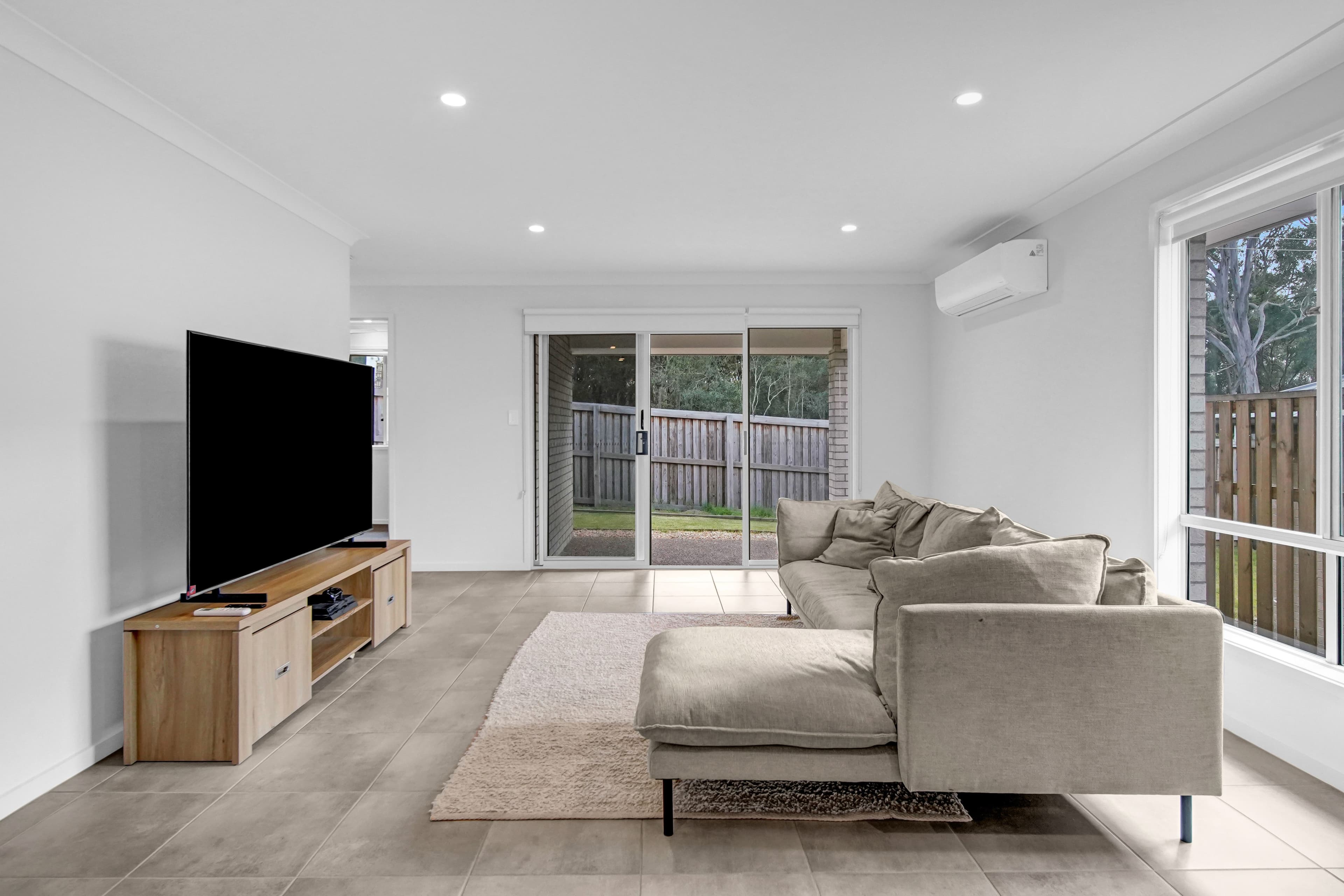 53 Aspen Circuit, Logan Reserve QLD 4133, Logan Reserve - Thumbnail 2