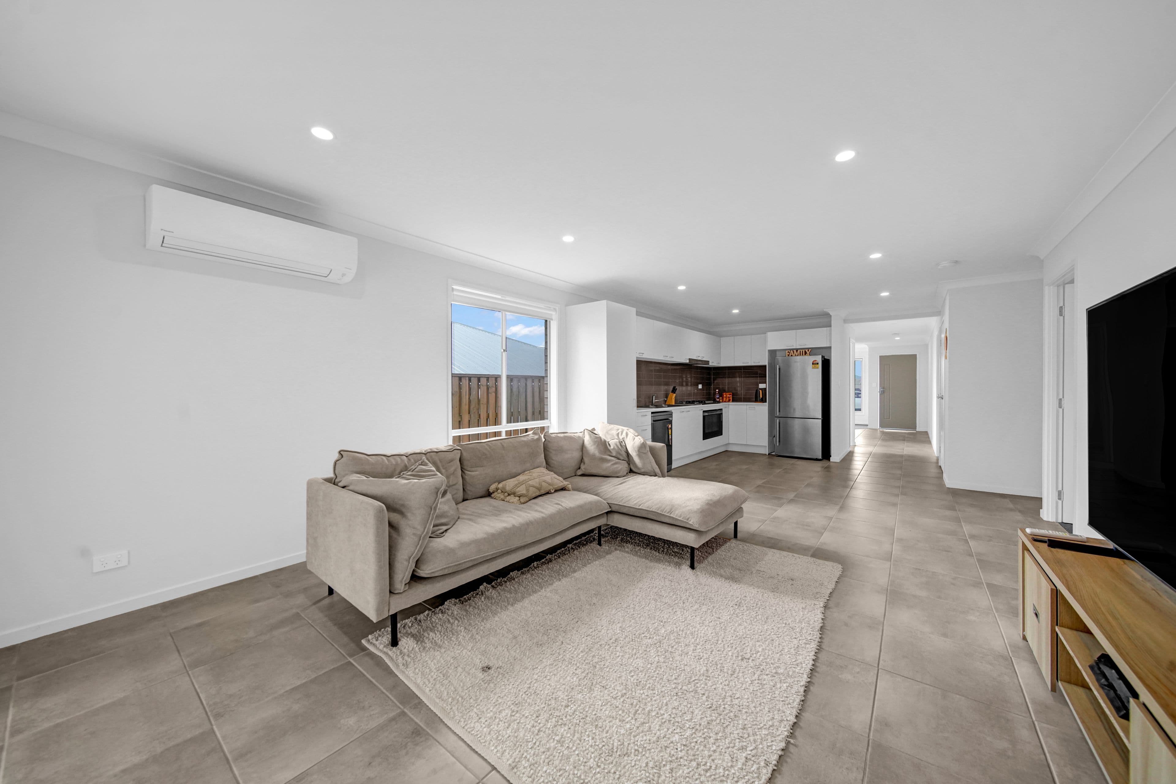 53 Aspen Circuit, Logan Reserve QLD 4133, Logan Reserve - Thumbnail 5