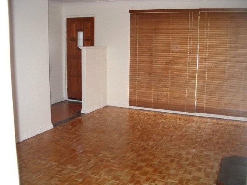 99 WOODBRIDGE Drive, COOLOONGUP WA 6168, Cooloongup - Thumbnail 5