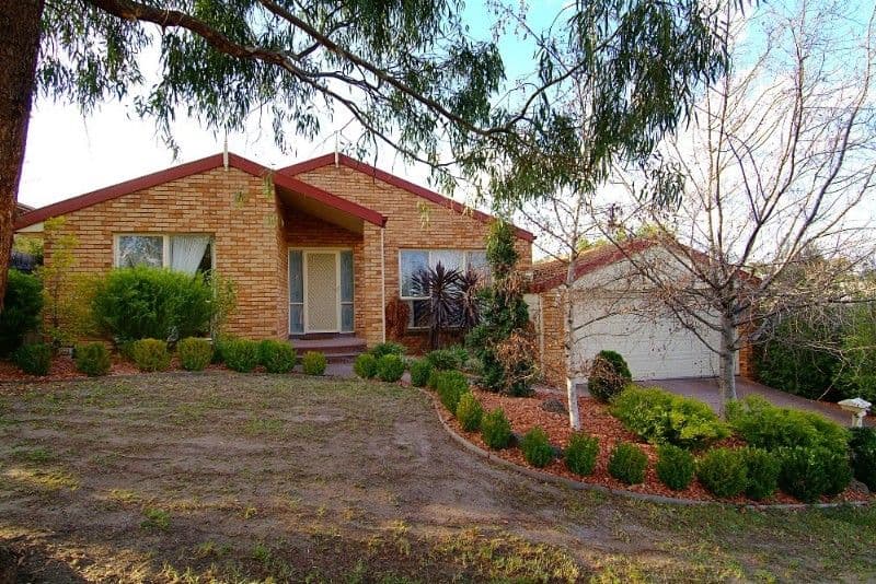 25 Halsbury Court, SAINT HELENA VIC 3088, St Helena - Image 1