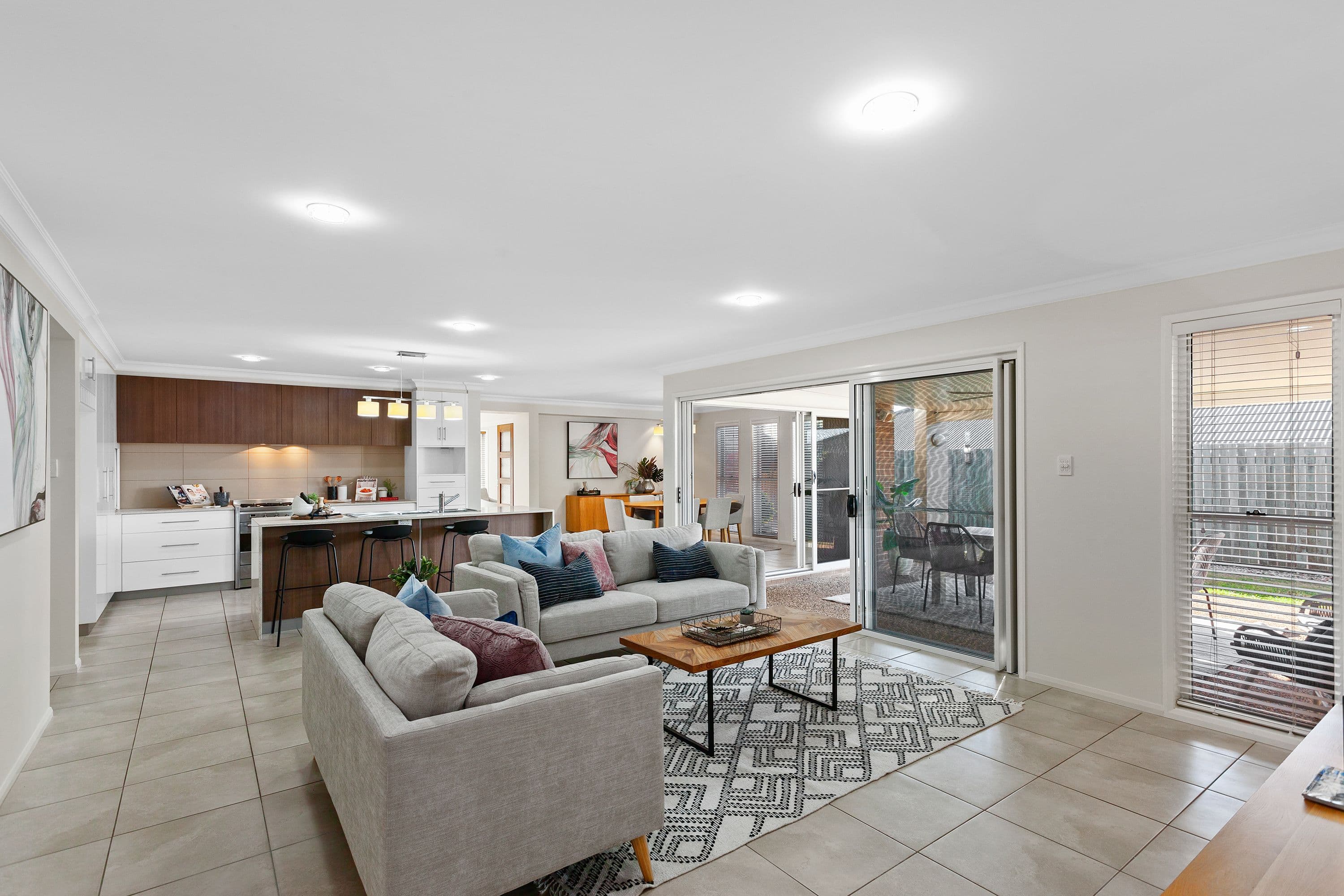 322 Ramsay Street, Middle Ridge QLD 4350, Middle Ridge - Thumbnail 5