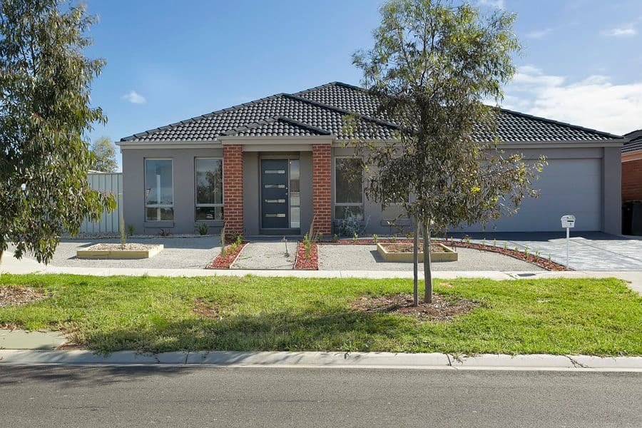 1 Red Fox Boulevard, BROOKFIELD VIC 3338, Brookfield - Image 1