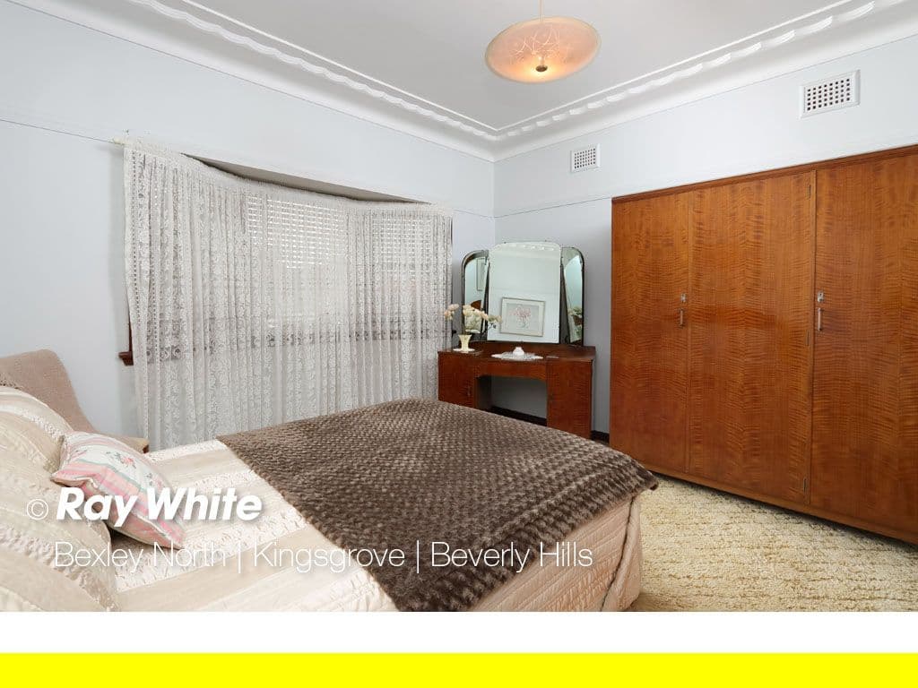 4 Simmons Road, Kingsgrove - Thumbnail 6