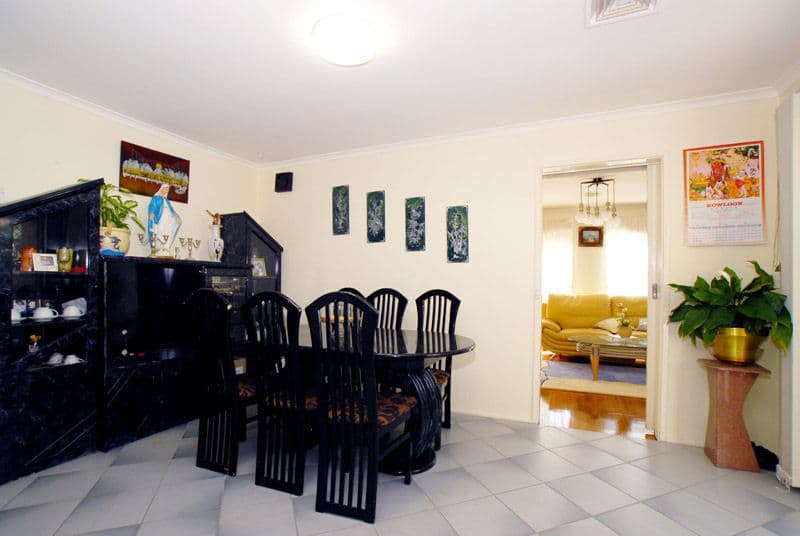 32 Birrong Avenue, NOBLE PARK VIC 3174, Noble Park - Thumbnail 2