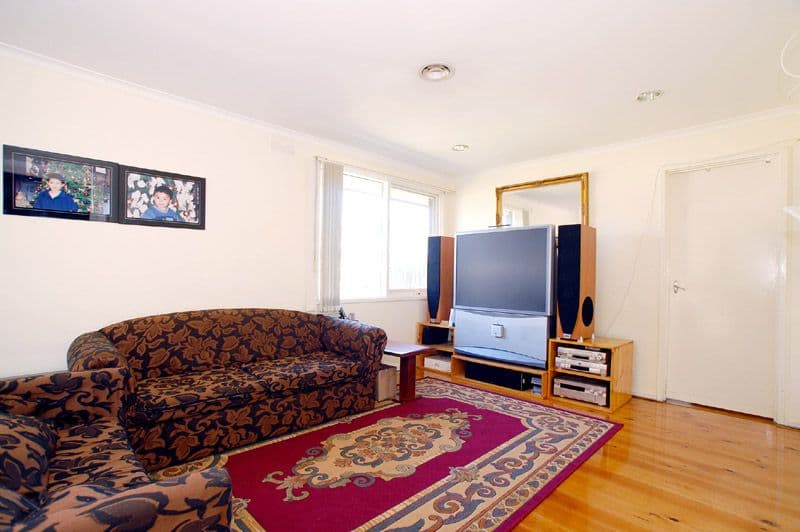 32 Birrong Avenue, NOBLE PARK VIC 3174, Noble Park - Thumbnail 4