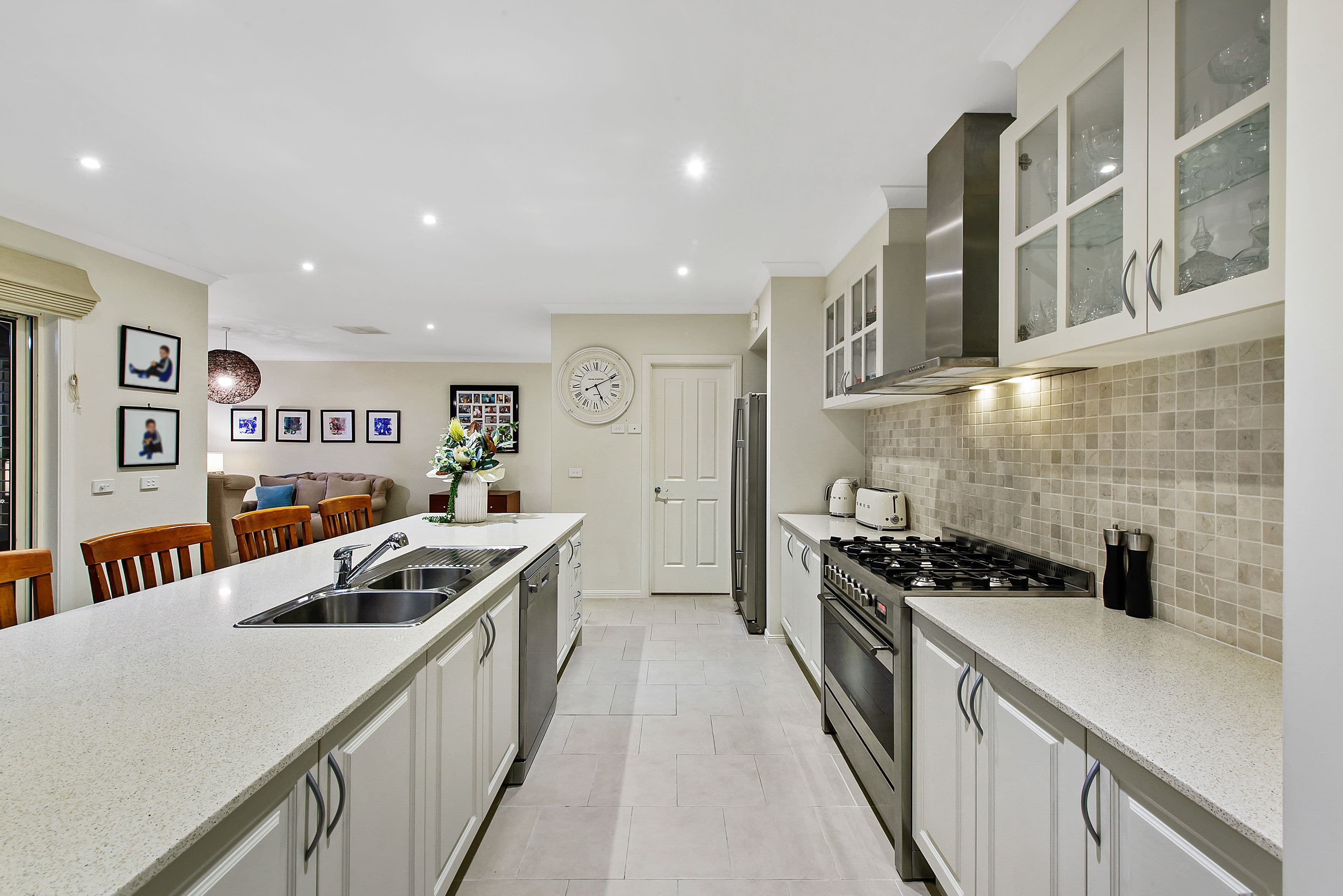 18 Litchfield Way, Taylors Hill VIC 3037, Taylors Hill - Thumbnail 5