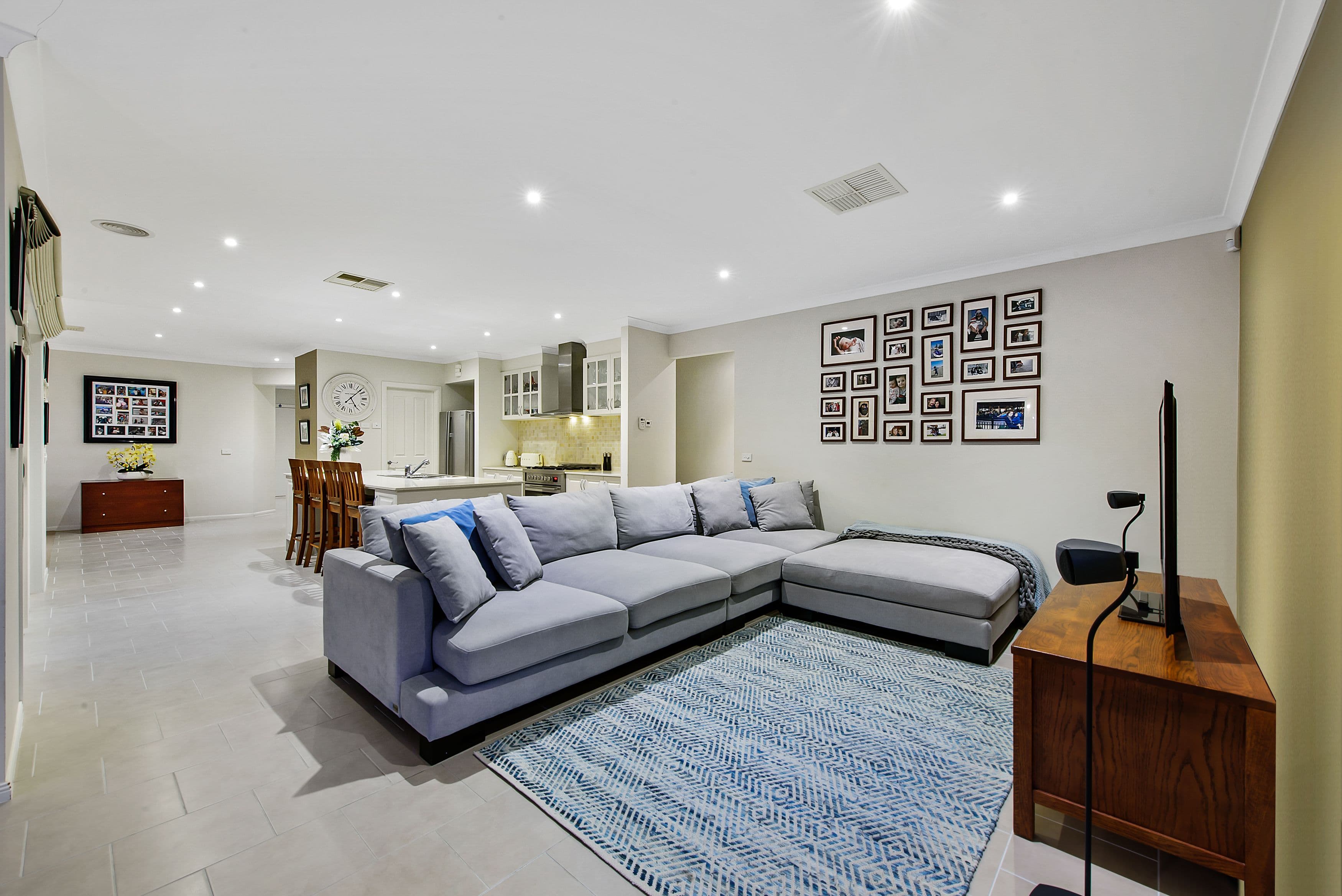 18 Litchfield Way, Taylors Hill VIC 3037, Taylors Hill - Thumbnail 7