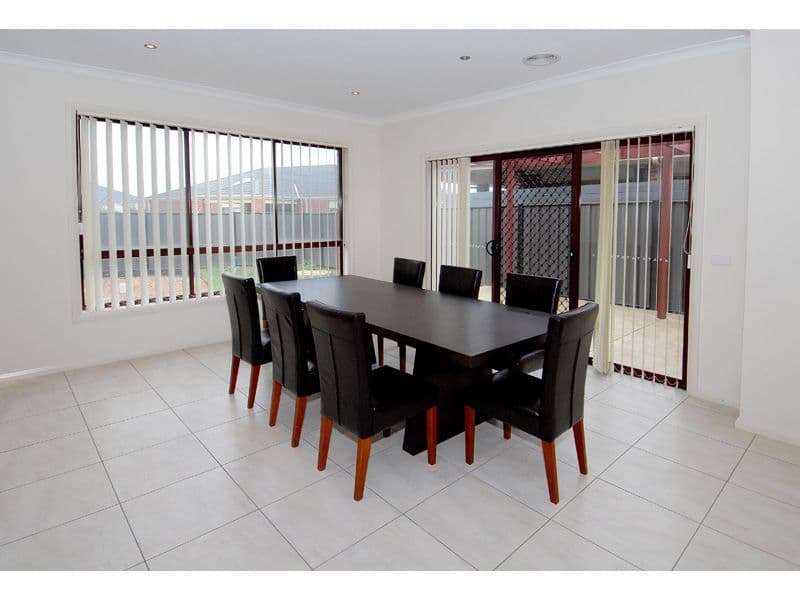 5      Perth Street, CRAIGIEBURN VIC 3064, Craigieburn - Thumbnail 4