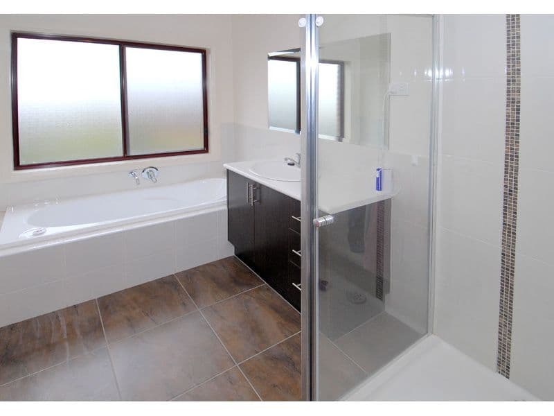 5      Perth Street, CRAIGIEBURN VIC 3064, Craigieburn - Thumbnail 8