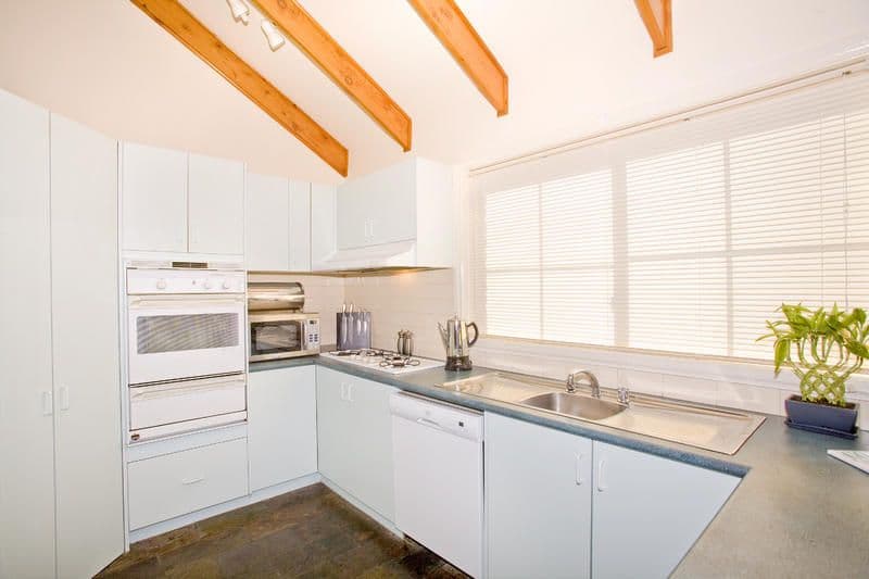 5 Saffron Street, NEWTOWN VIC 3220, Newtown - Thumbnail 4