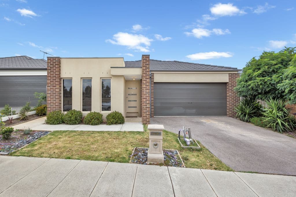 33 Whitelight Avenue, Epping VIC 3076, Epping - Image 1