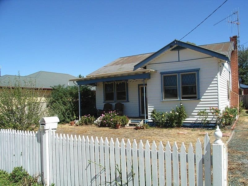13 Premier Street, ECHUCA VIC 3564, Echuca - Image 1