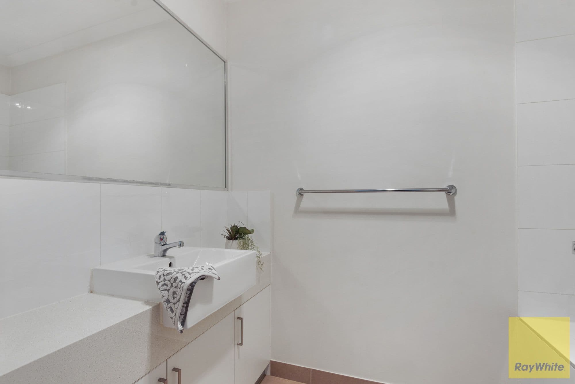 49 Tarlo Drive, Tarneit VIC 3029, Tarneit - Thumbnail 5