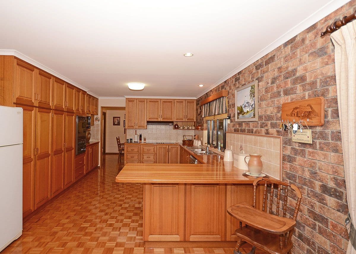 40 Doolong Road South, WONDUNNA QLD 4655, Wondunna - Thumbnail 4