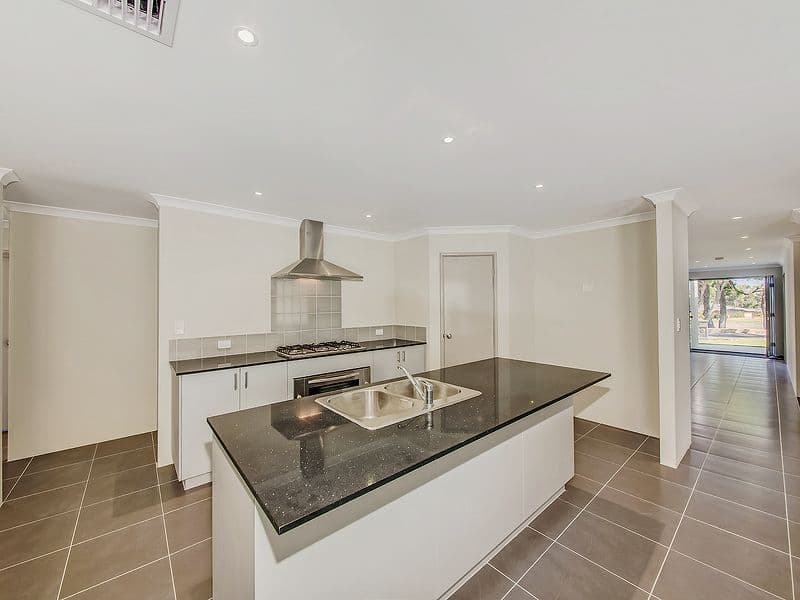 36 ASHMORE Avenue, TWO ROCKS WA 6037, Two Rocks - Thumbnail 2
