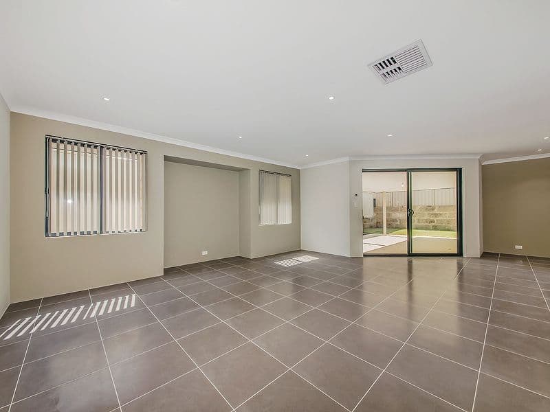 36 ASHMORE Avenue, TWO ROCKS WA 6037, Two Rocks - Thumbnail 3