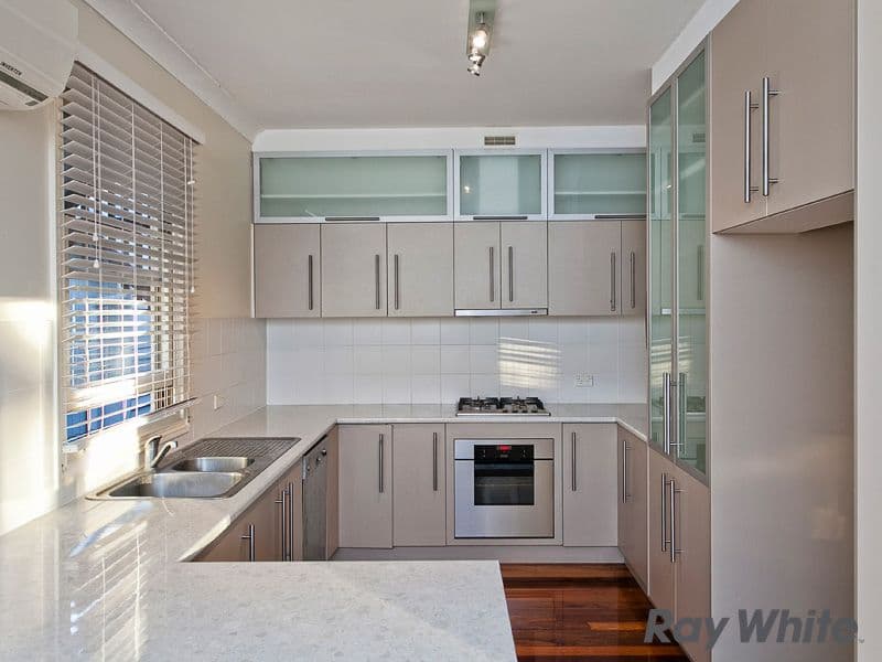 21 Argyle Street, RED HILL QLD 4059, Red Hill - Thumbnail 3