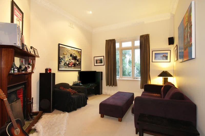 13 Watson Grove, GLEN HUNTLY VIC 3163, Glen Huntly - Thumbnail 2