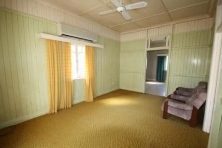 92 Lyons Street, MUNDUBBERA QLD 4626, Mundubbera - Thumbnail 3