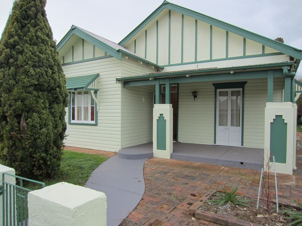 181 DeBoos Street, TEMORA NSW 2666, Temora - Image 1