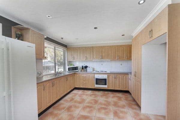 14 Lakewood Crescent, CASULA NSW 2170, Casula - Thumbnail 2