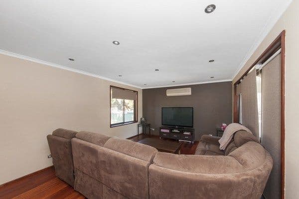14 Lakewood Crescent, CASULA NSW 2170, Casula - Thumbnail 3
