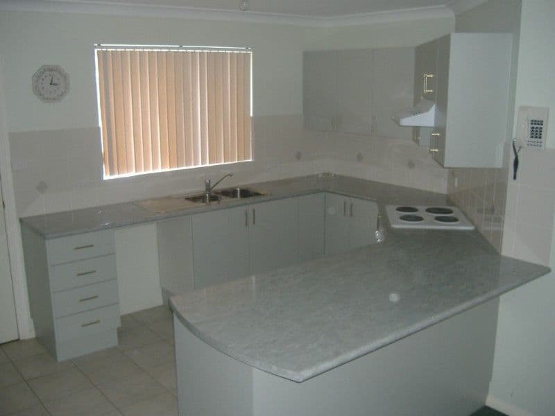 6 Maxwell Crescent, SANCTUARY POINT NSW 2540, Sanctuary Point - Thumbnail 3