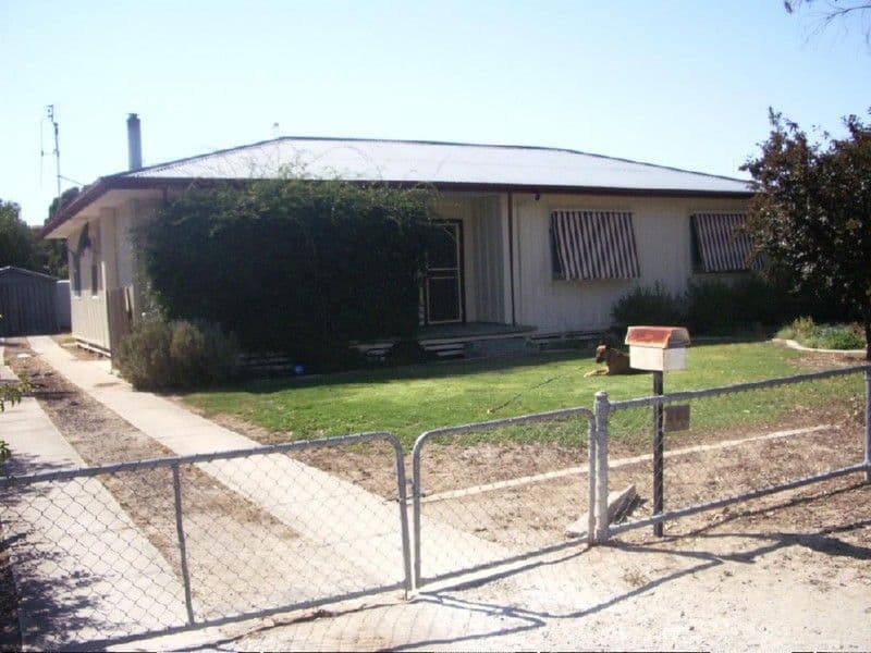 14 English Street, BORDERTOWN SA 5268, Bordertown - Image 1