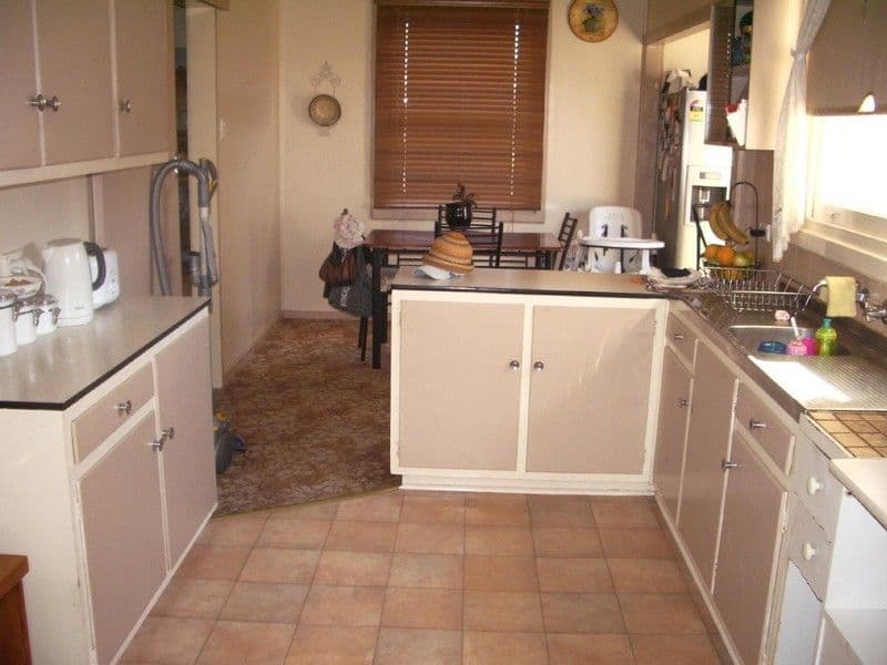 14 English Street, BORDERTOWN SA 5268, Bordertown - Thumbnail 2