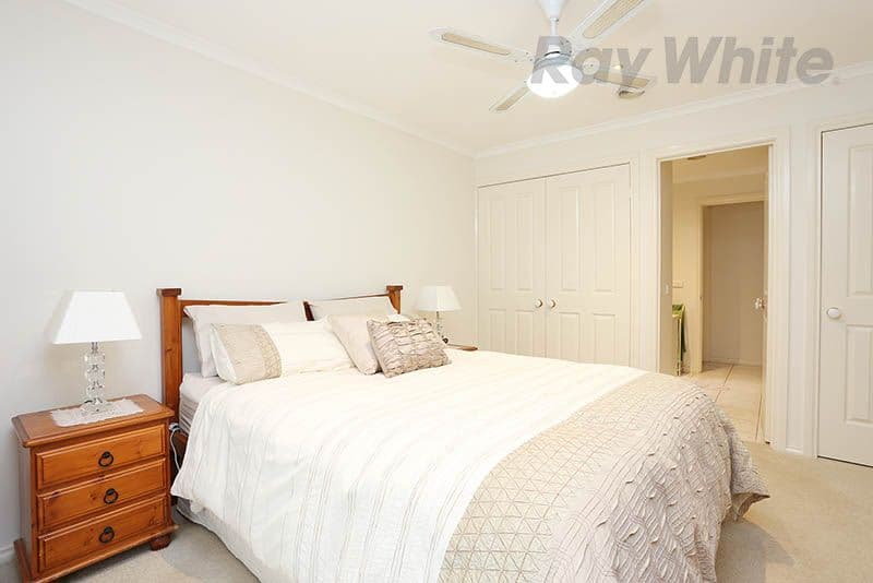 1 Ponsford Place, Epping VIC 3076, Epping - Thumbnail 2