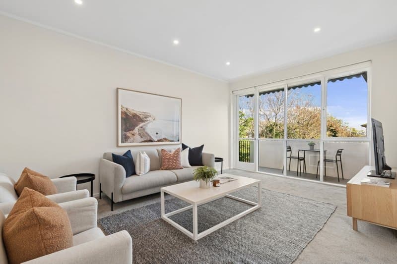 4/63 Lisson Grove, Hawthorn - Thumbnail 2