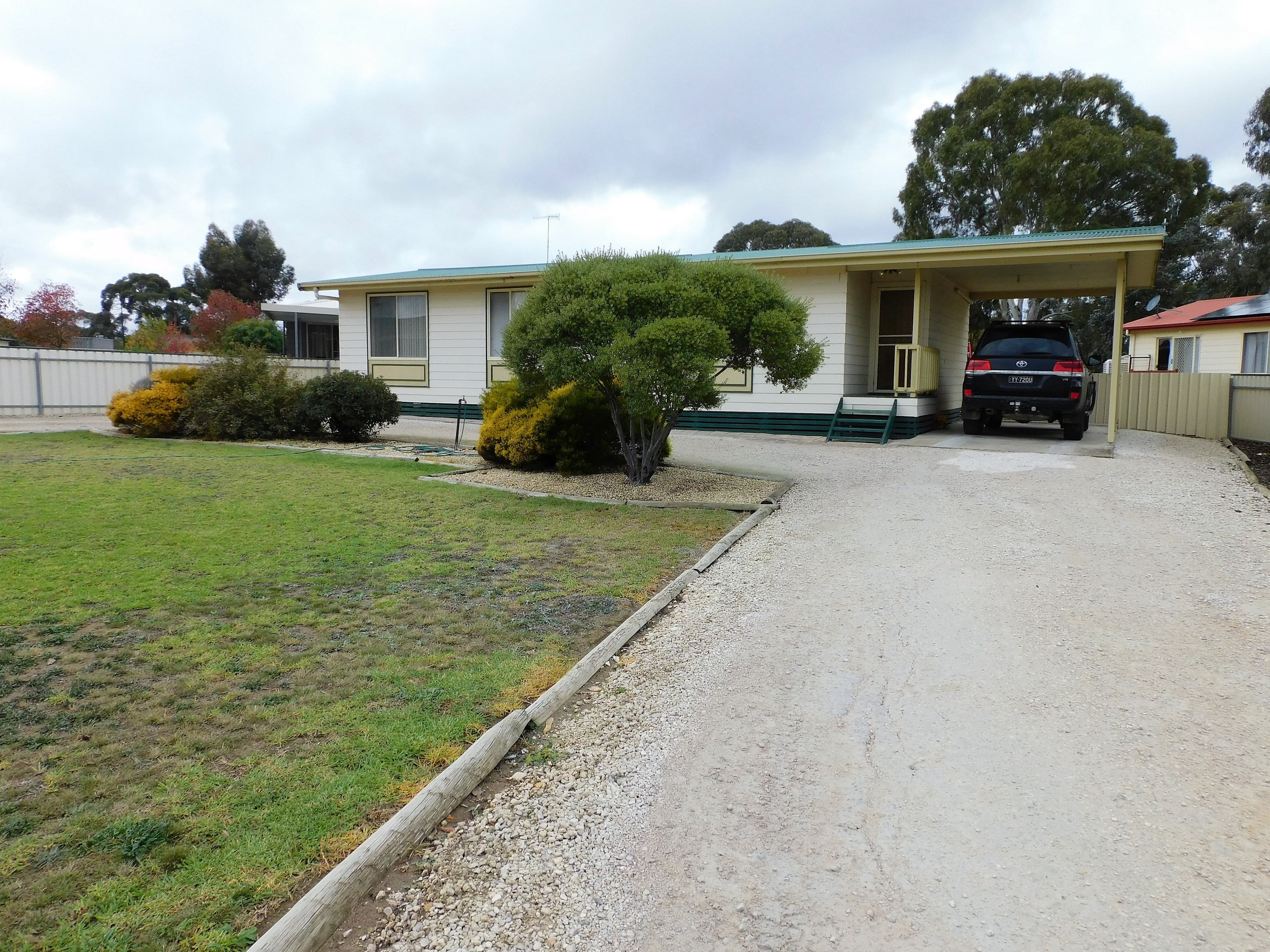 1 Beryl Court, Bordertown SA 5268, Bordertown - Image 1