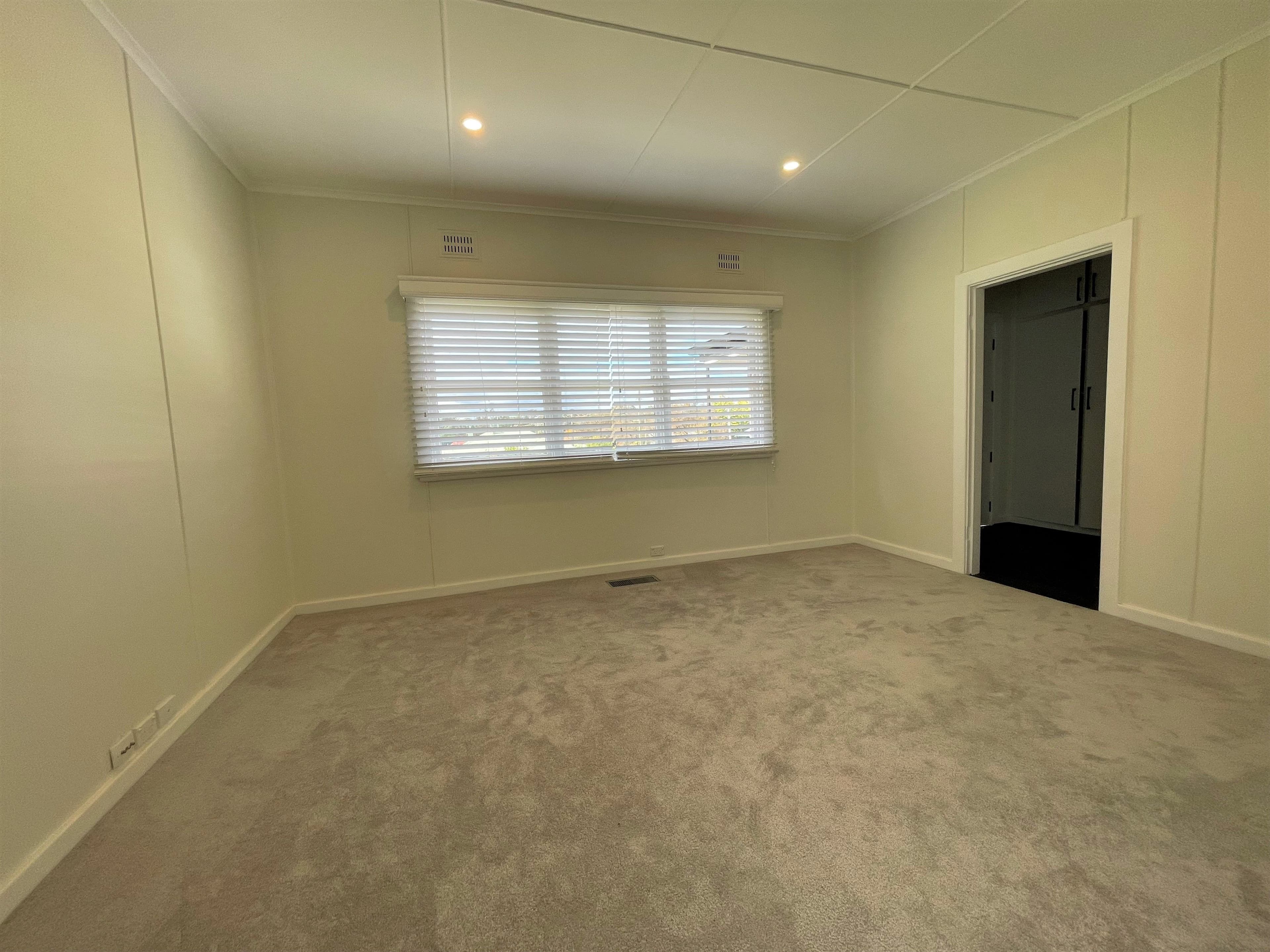 63 Murringo Street, Young NSW 2594, Young - Thumbnail 5