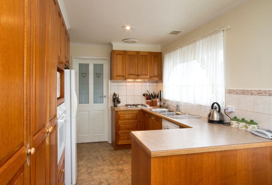 144 Macorna Street, WATSONIA NORTH VIC 3087, Watsonia North - Thumbnail 4