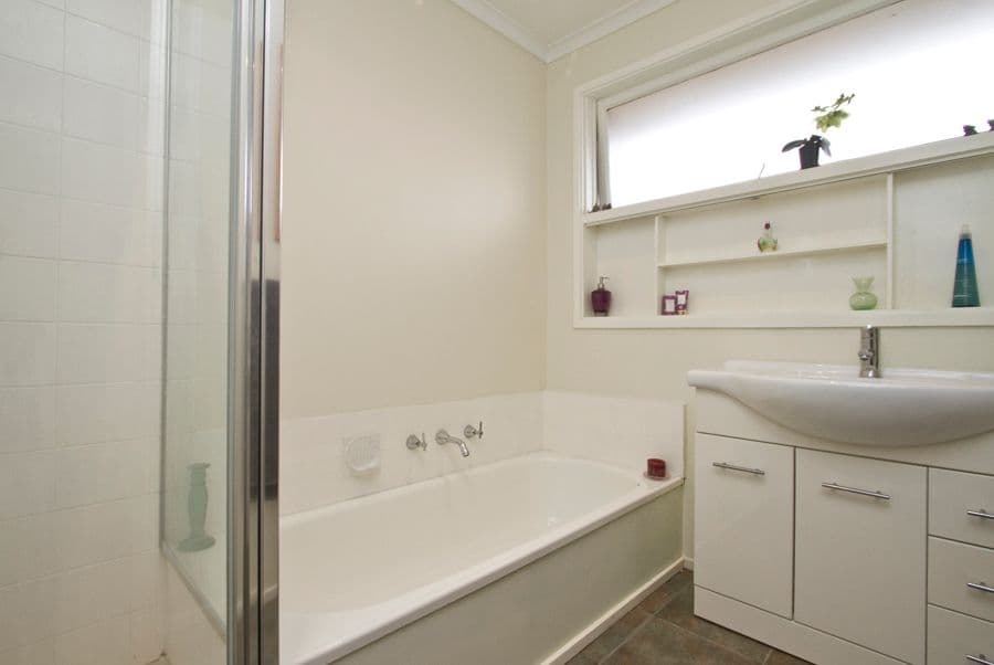 144 Macorna Street, WATSONIA NORTH VIC 3087, Watsonia North - Thumbnail 5