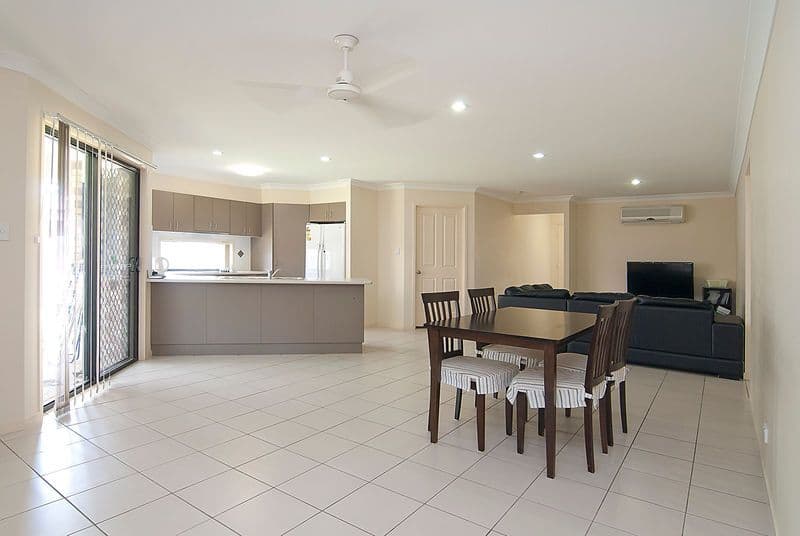 11 GEMVIEW Street, CALAMVALE QLD 4116, Calamvale - Image 1