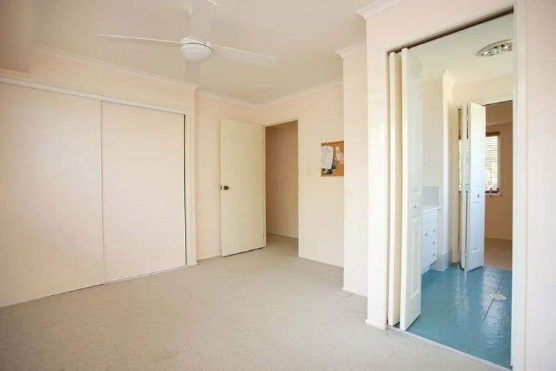 31 Mindona Street, WISHART QLD 4122, Wishart - Thumbnail 6
