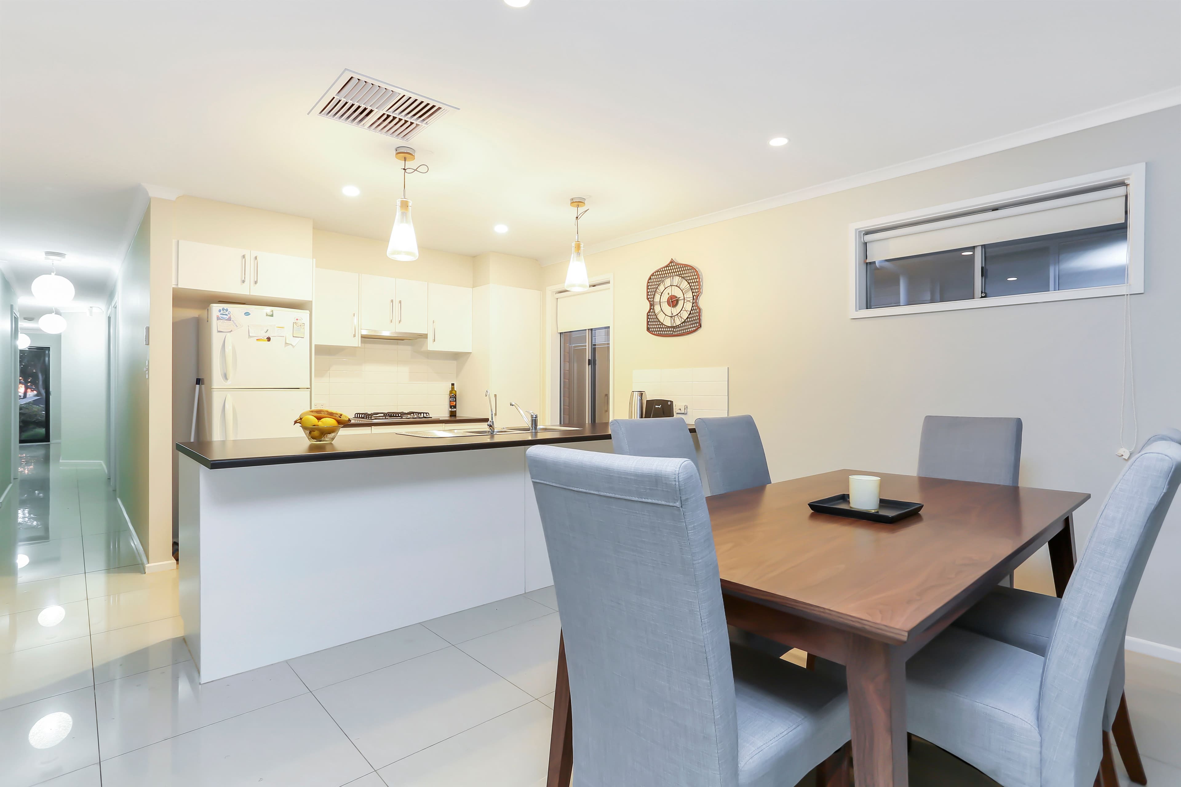 15A Clearview Crescent, Clearview SA 5085, Clearview - Thumbnail 2