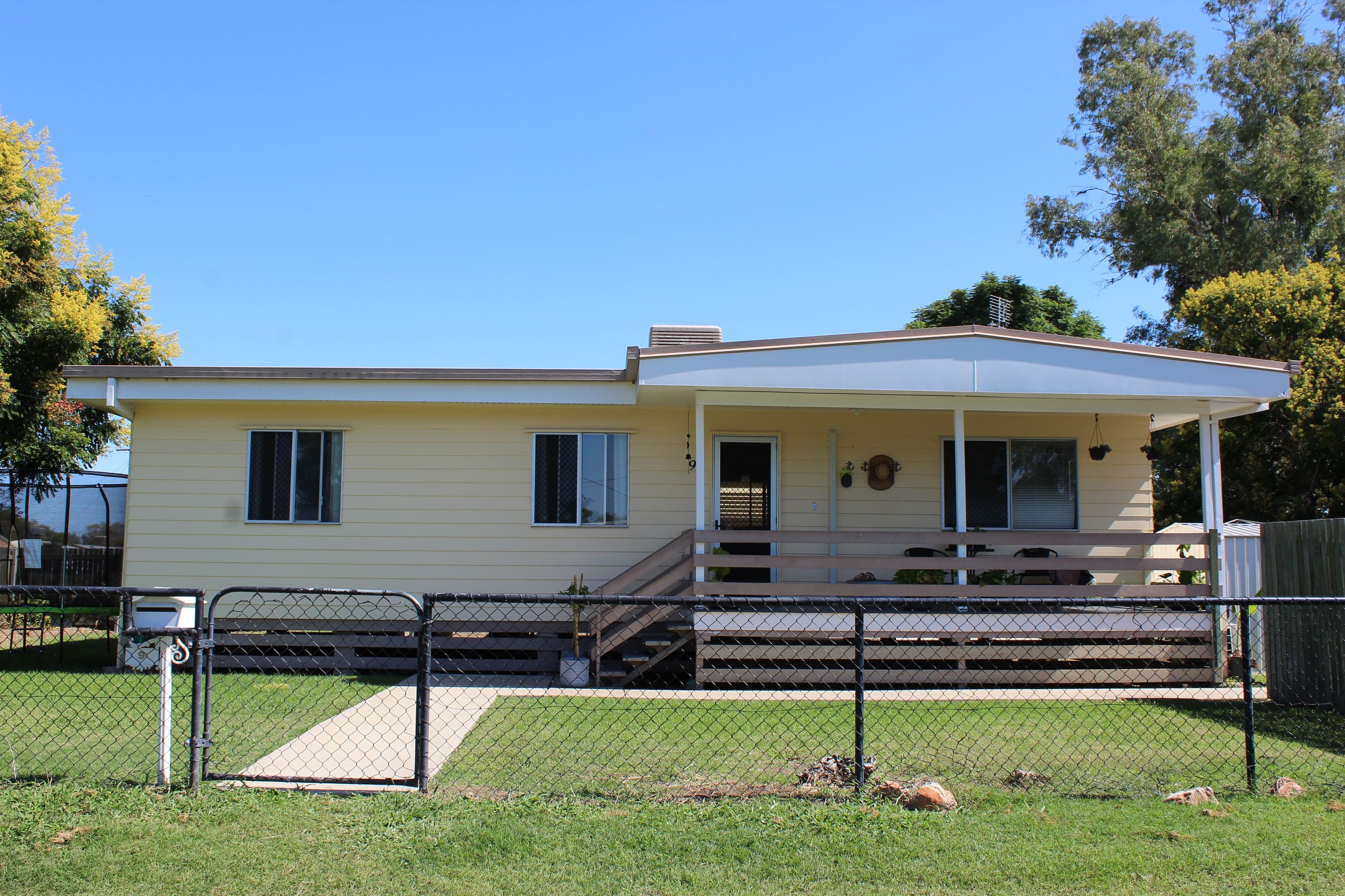 9 Waller, Goondiwindi QLD 4390, Goondiwindi - Thumbnail 2