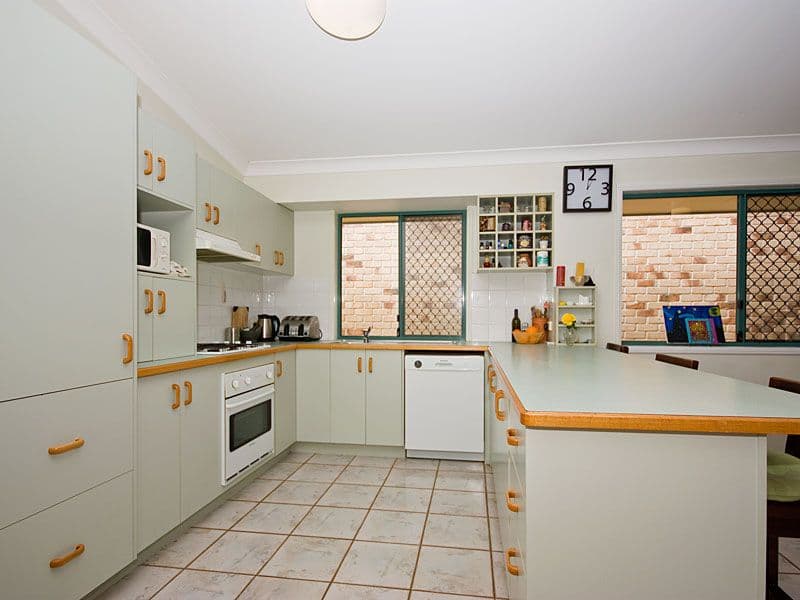 48 Leichhardt Circuit, FOREST LAKE QLD 4078, Forest Lake - Thumbnail 2