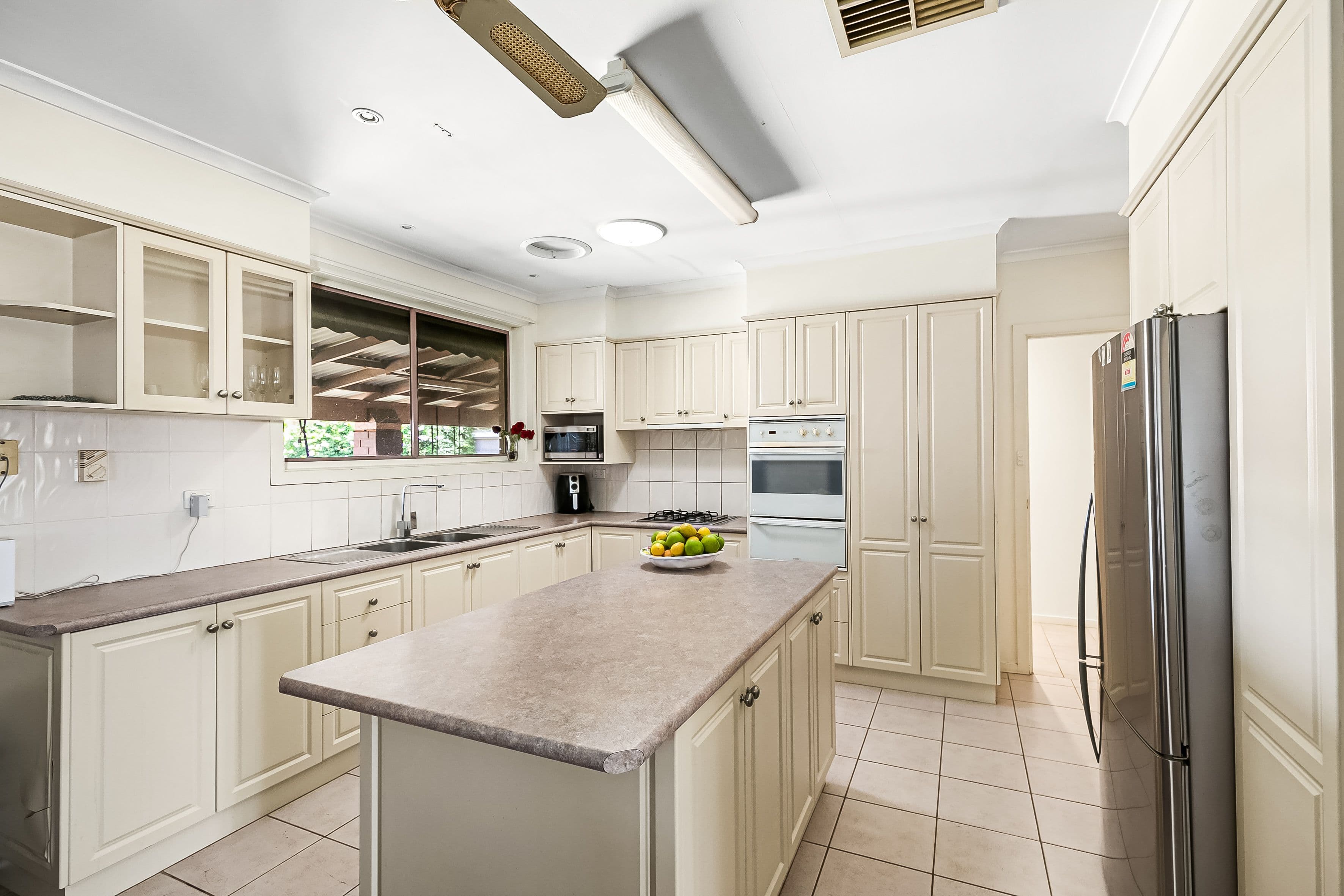 1 Waverley Court, Craigieburn VIC 3064, Craigieburn - Thumbnail 8