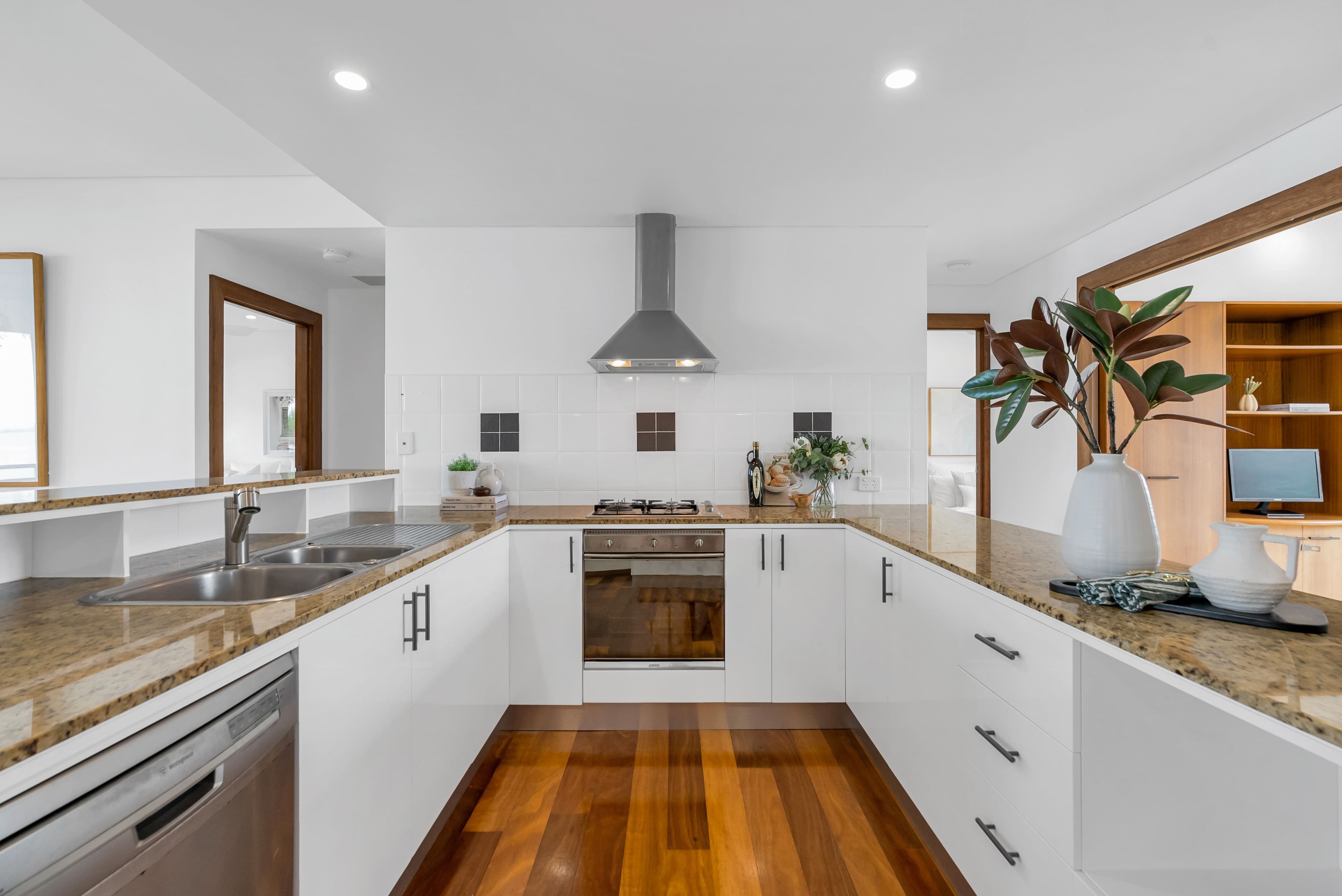 13 Colonel Cummings Drive, Palm Cove QLD 4879, Palm Cove - Thumbnail 2