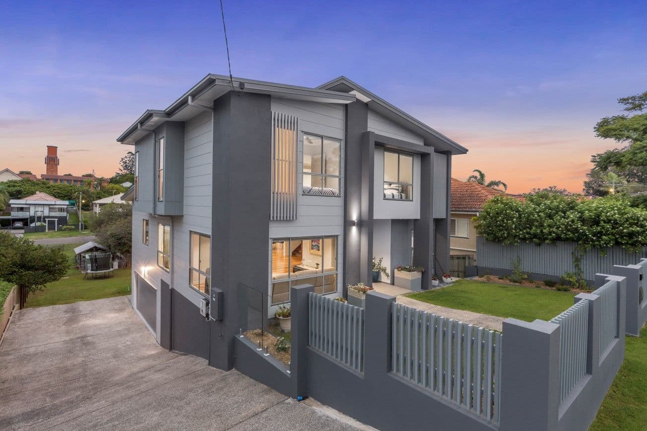 65 Taabinga Street, Wavell Heights QLD 4012, Wavell Heights - Thumbnail 2
