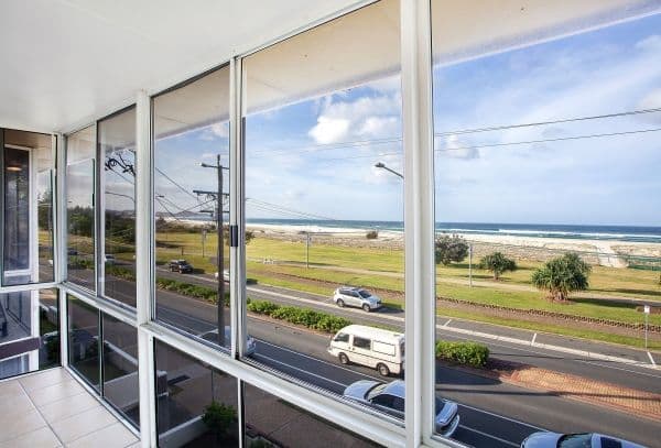 8 Musgrave Street, Coolangatta QLD 4225, Coolangatta - Thumbnail 2