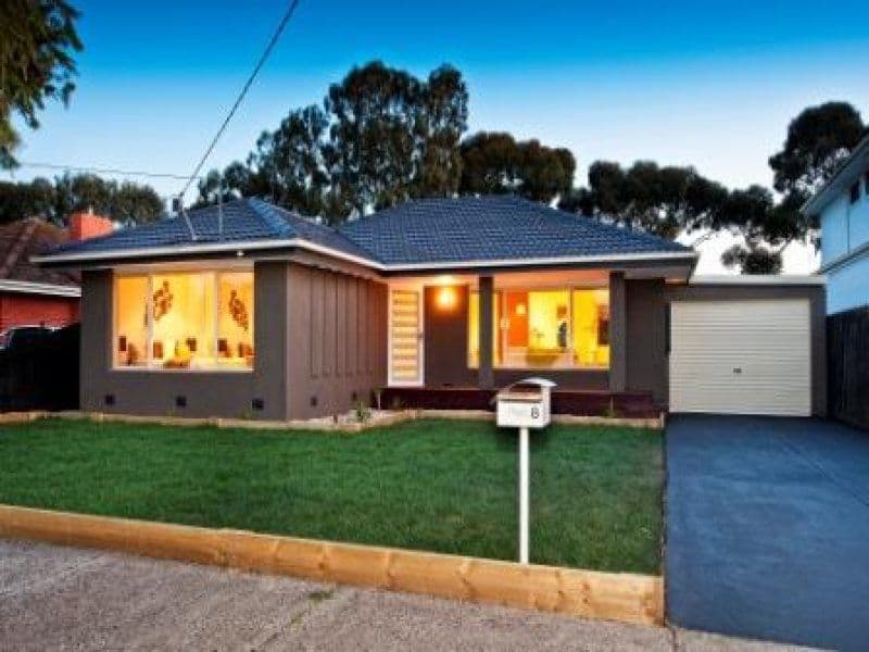 8 Noordenne Avenue, Seaholme - Image 1