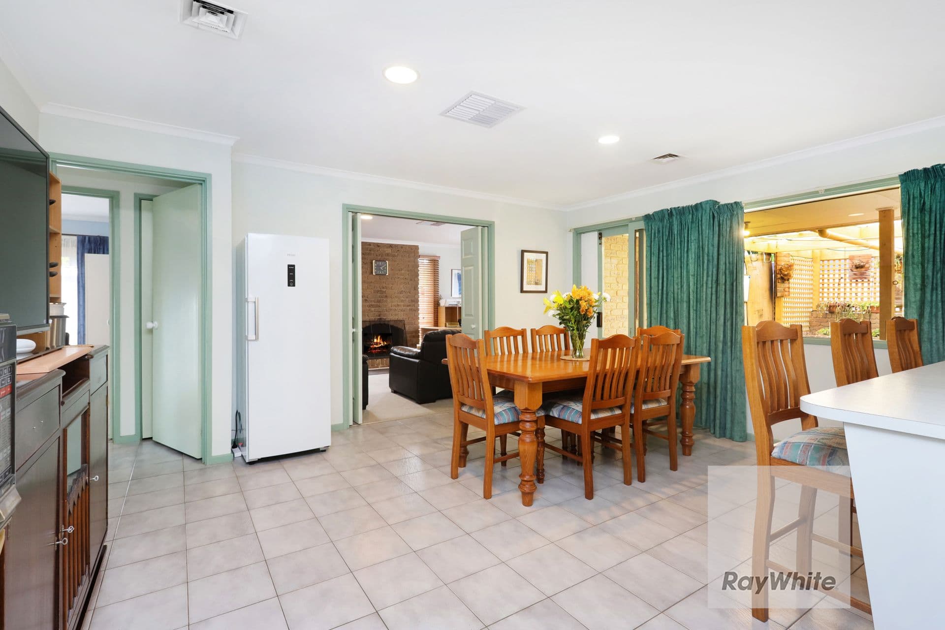 4 Grasmere Court, Greenvale VIC 3059, Greenvale - Thumbnail 8