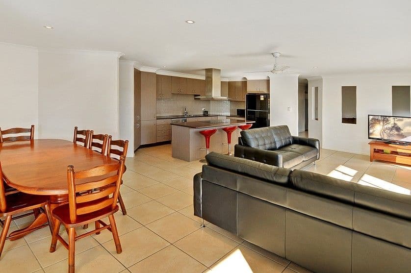 5 Gipps Street, CALOUNDRA WEST QLD 4551, Caloundra West - Thumbnail 4