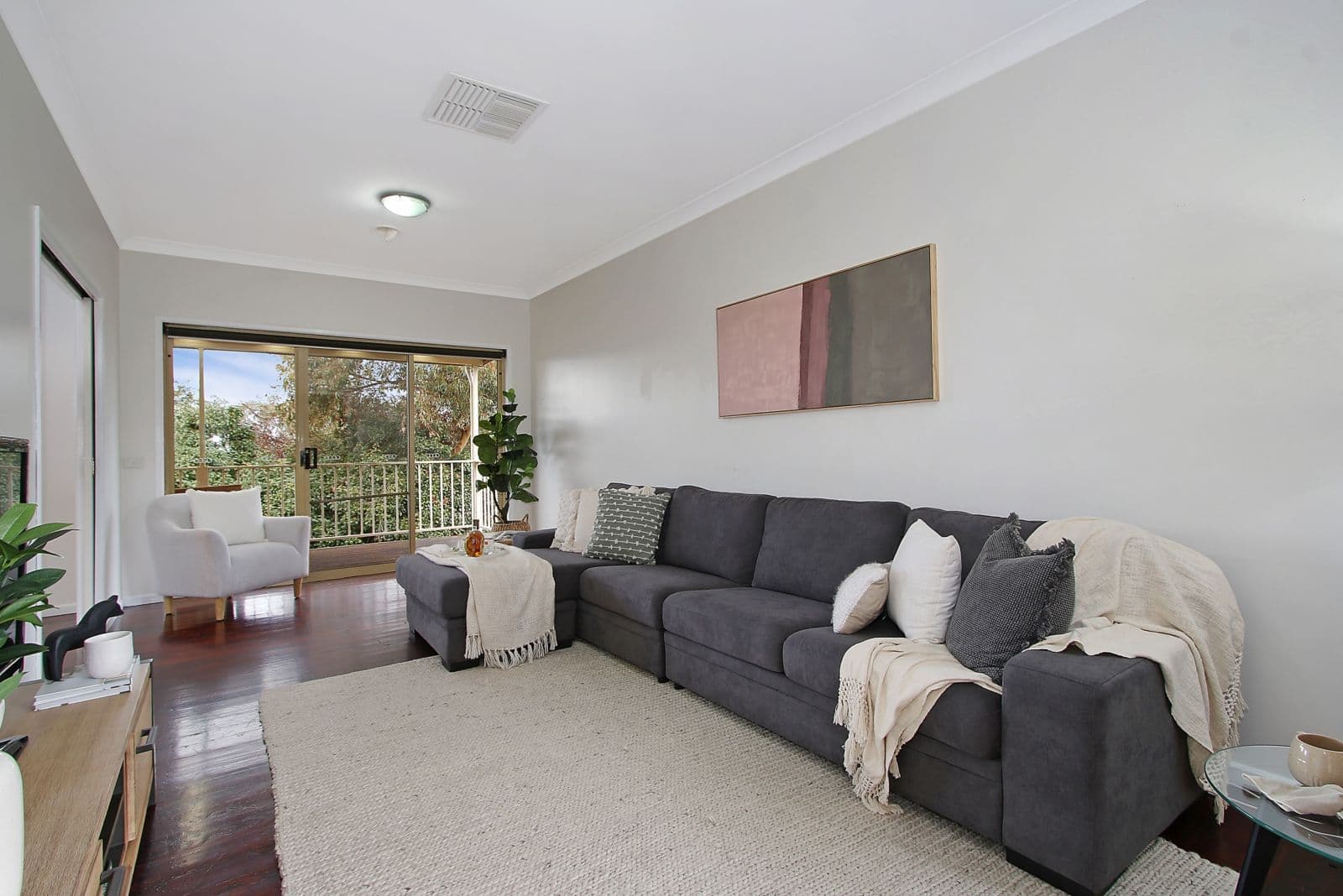 273 Bimbadeen Avenue, East Albury NSW 2640, East Albury - Thumbnail 4