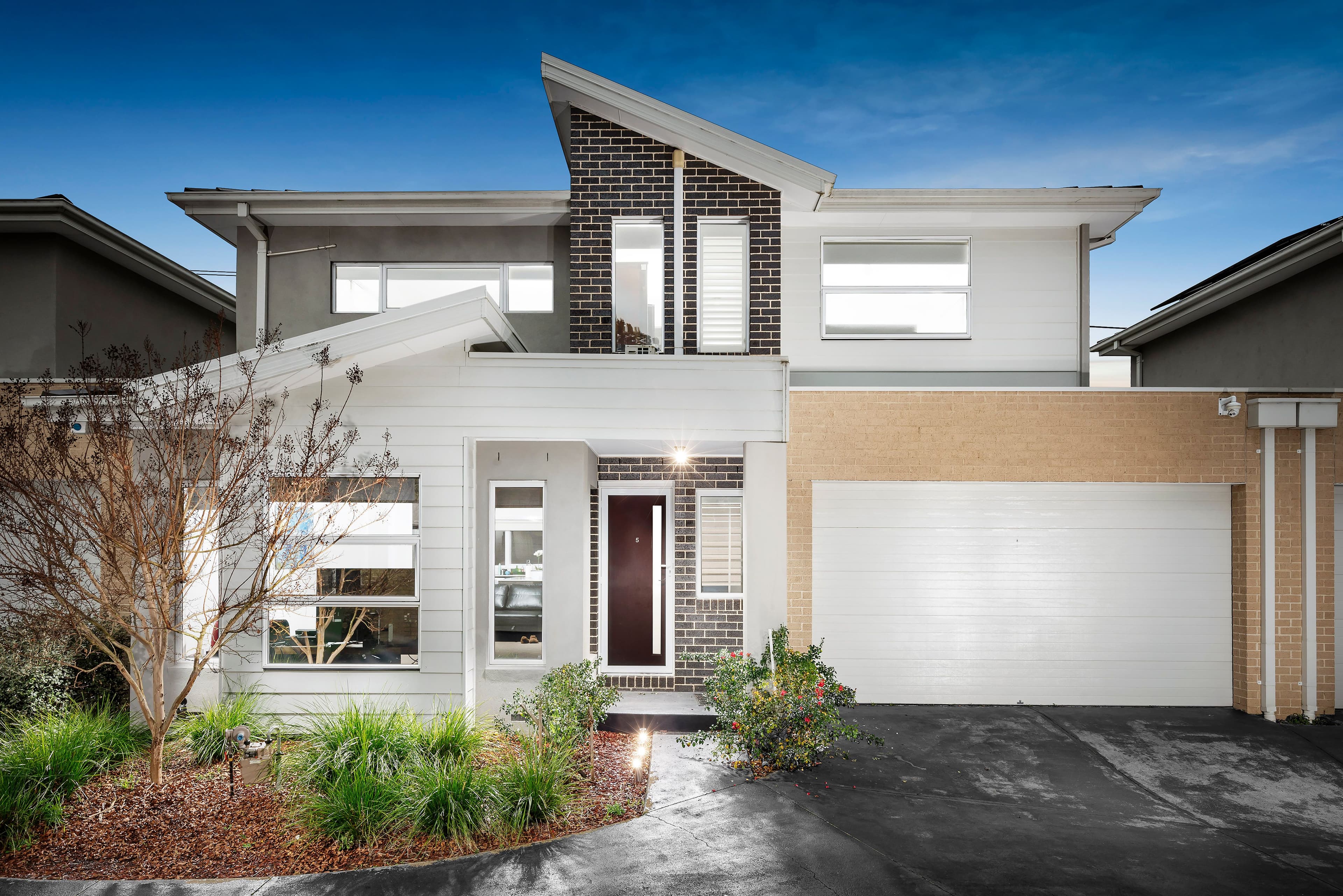 1 Gordon Court, Ringwood VIC 3134, Ringwood - Image 1