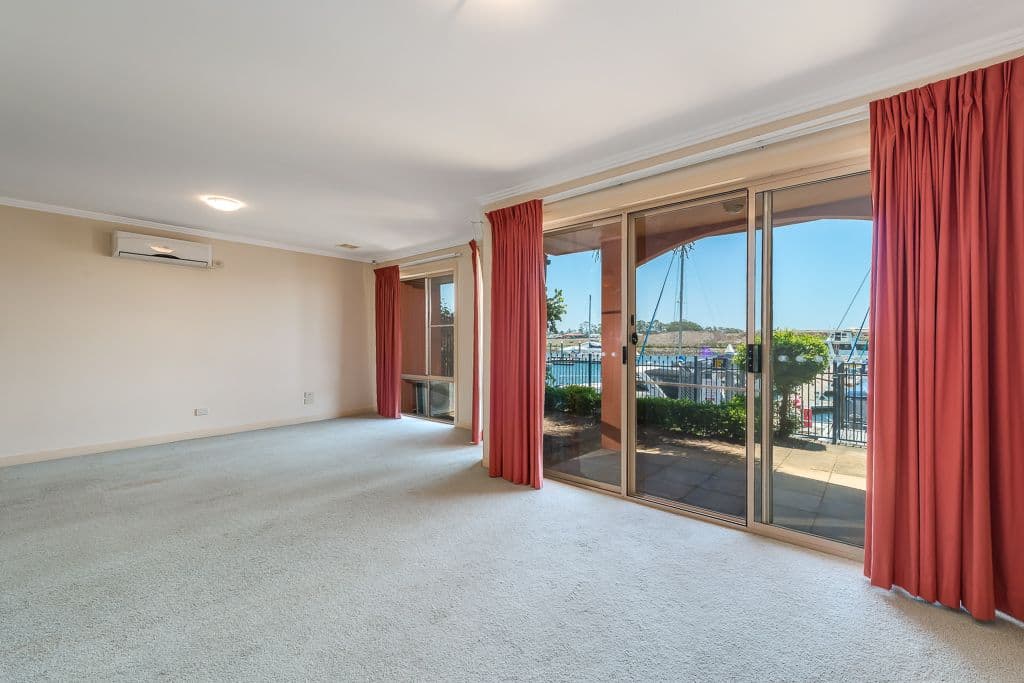 77 John Lund Drive, Hope Island QLD 4212, Hope Island - Thumbnail 4